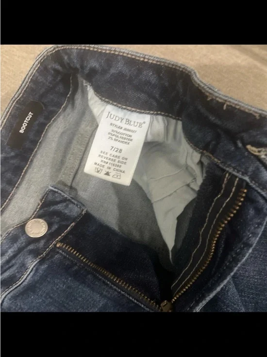 Judy Blue Dark Blue Flare Jeans Size 7/28 - Picture 5 of 13